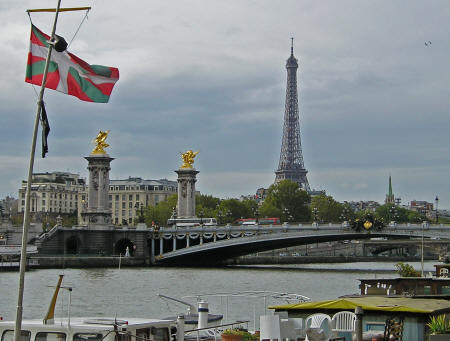 Eiffel Tower and the Concorde Bridge in Paris