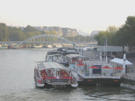 Boat Tours in Paris France