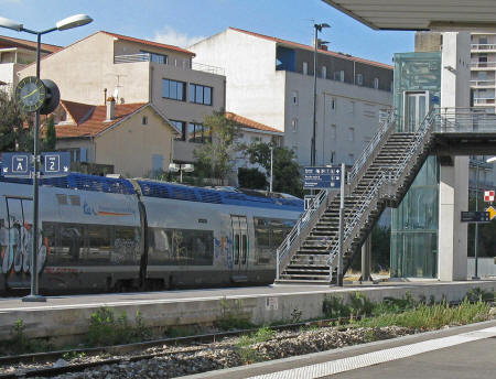 Paris train service