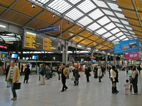 Paris Train Station